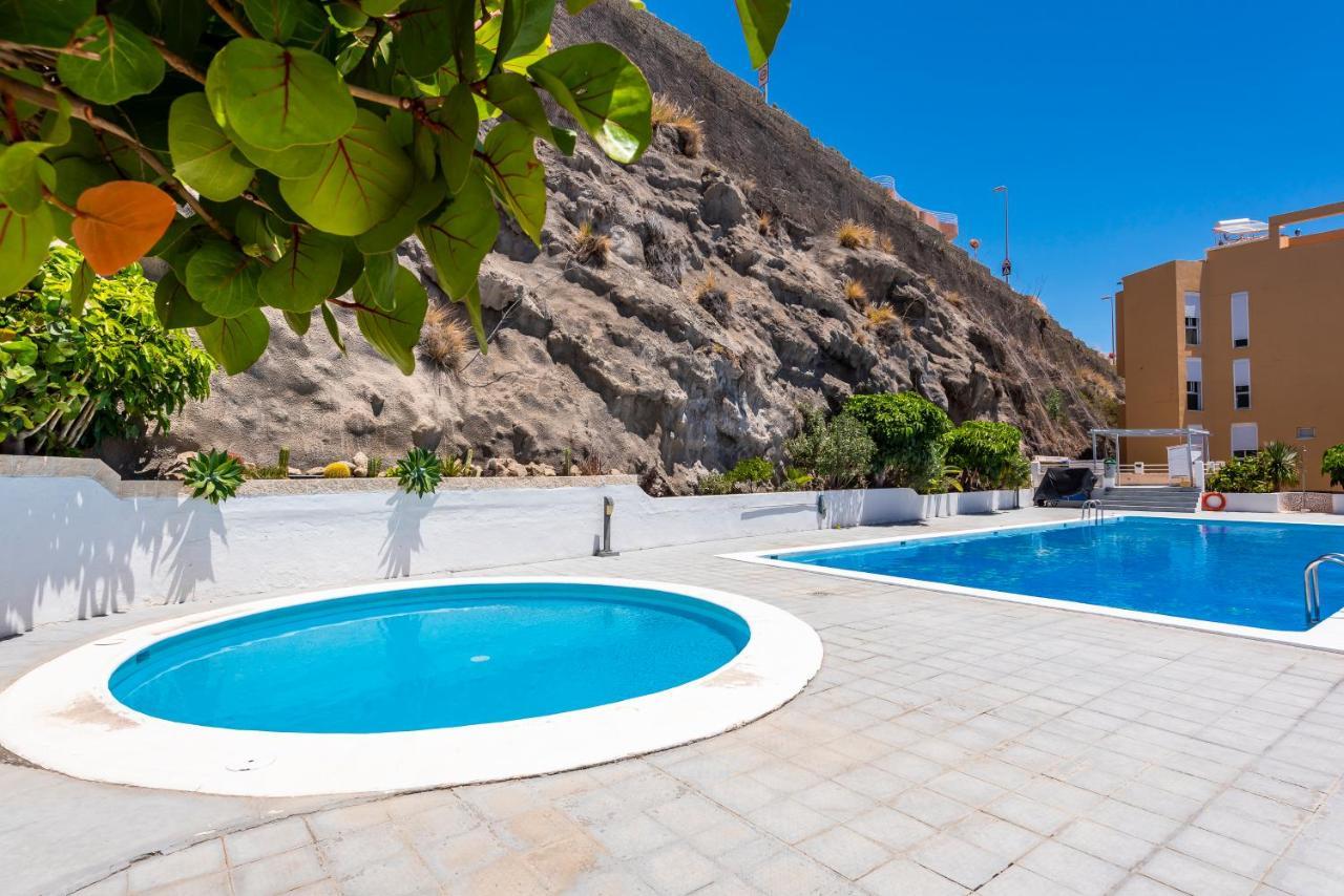 Beachfront Triplex With Swimming Pool & Parking Radazul Exterior foto