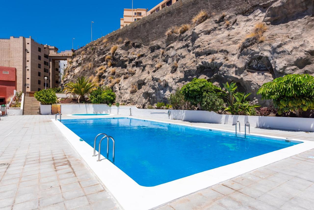 Beachfront Triplex With Swimming Pool & Parking Radazul Exterior foto